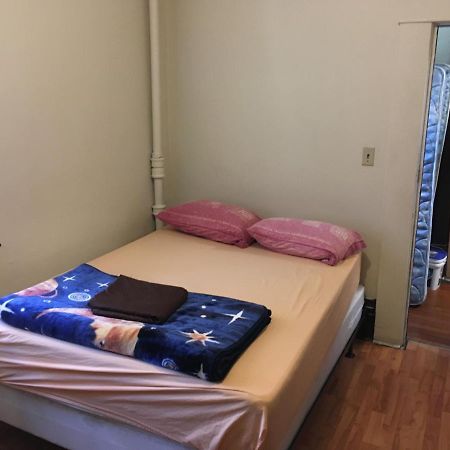 Main St Hostel Ванкувер Екстер'єр фото